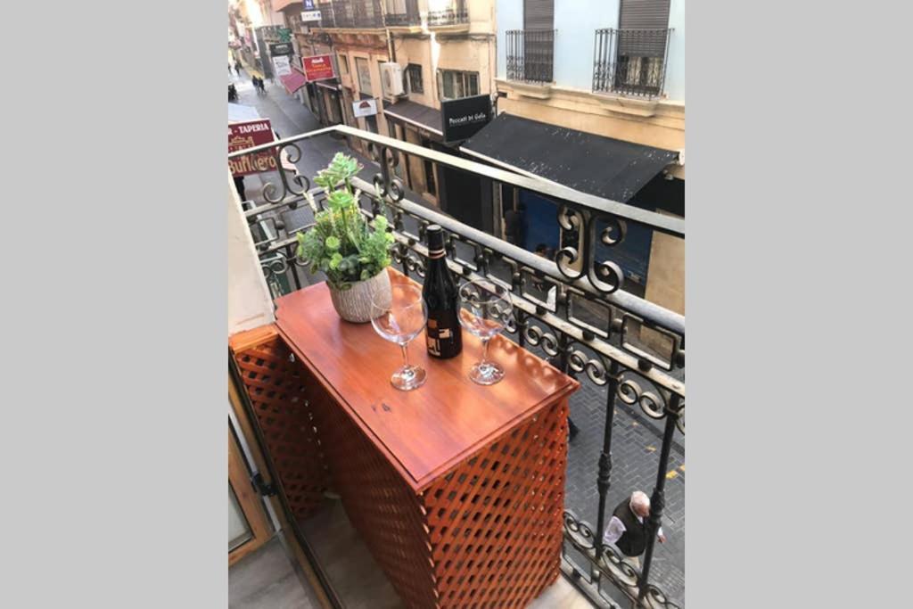 Apartamento De Diseno Centrico A 5 Min De Playa Аликанте Екстериор снимка