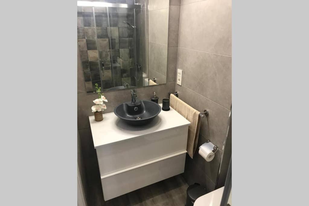 Apartamento De Diseno Centrico A 5 Min De Playa Аликанте Екстериор снимка