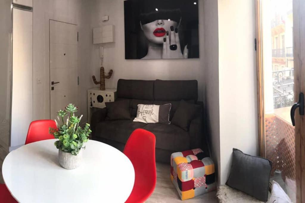 Apartamento De Diseno Centrico A 5 Min De Playa Аликанте Екстериор снимка
