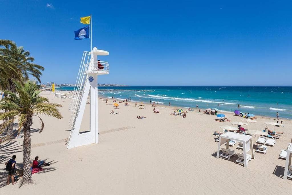 Apartamento De Diseno Centrico A 5 Min De Playa Аликанте Екстериор снимка